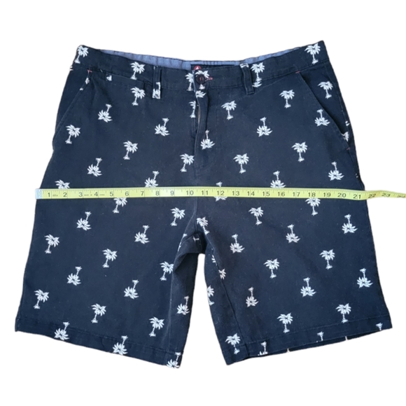 Air Walk Palm Tree Shorts - Picture 3 of 8